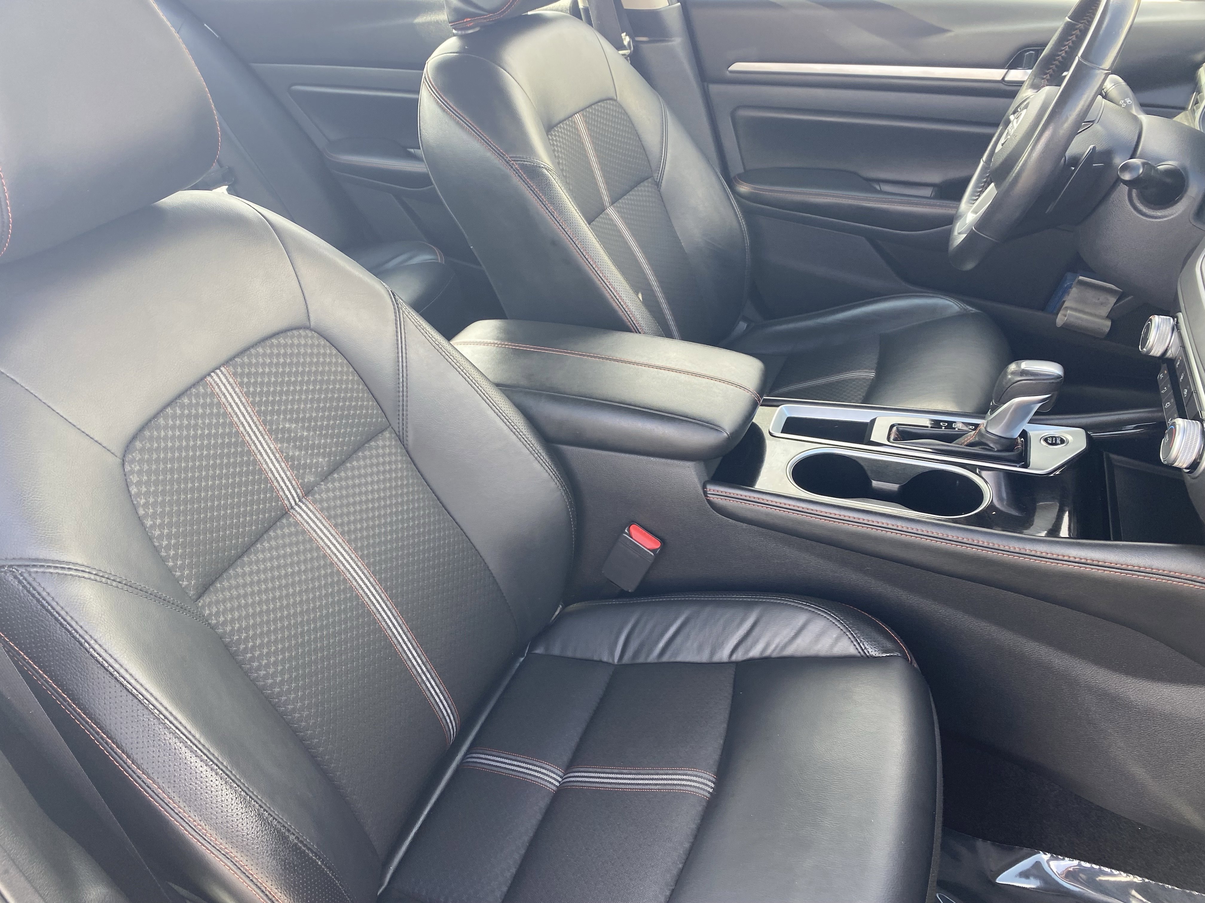 Used 2024 Nissan Altima 2.5 SR image 10