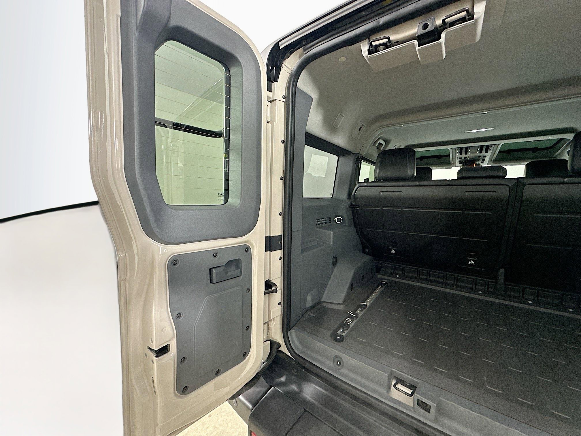 Used 2024 INEOS Grenadier image 42