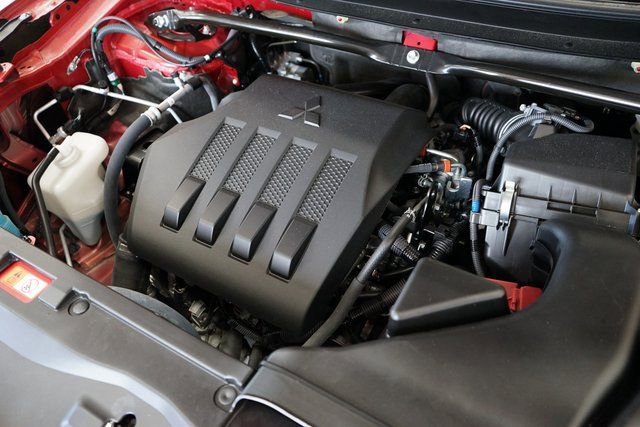 Used 2025 Mitsubishi Eclipse Cross SE image 49