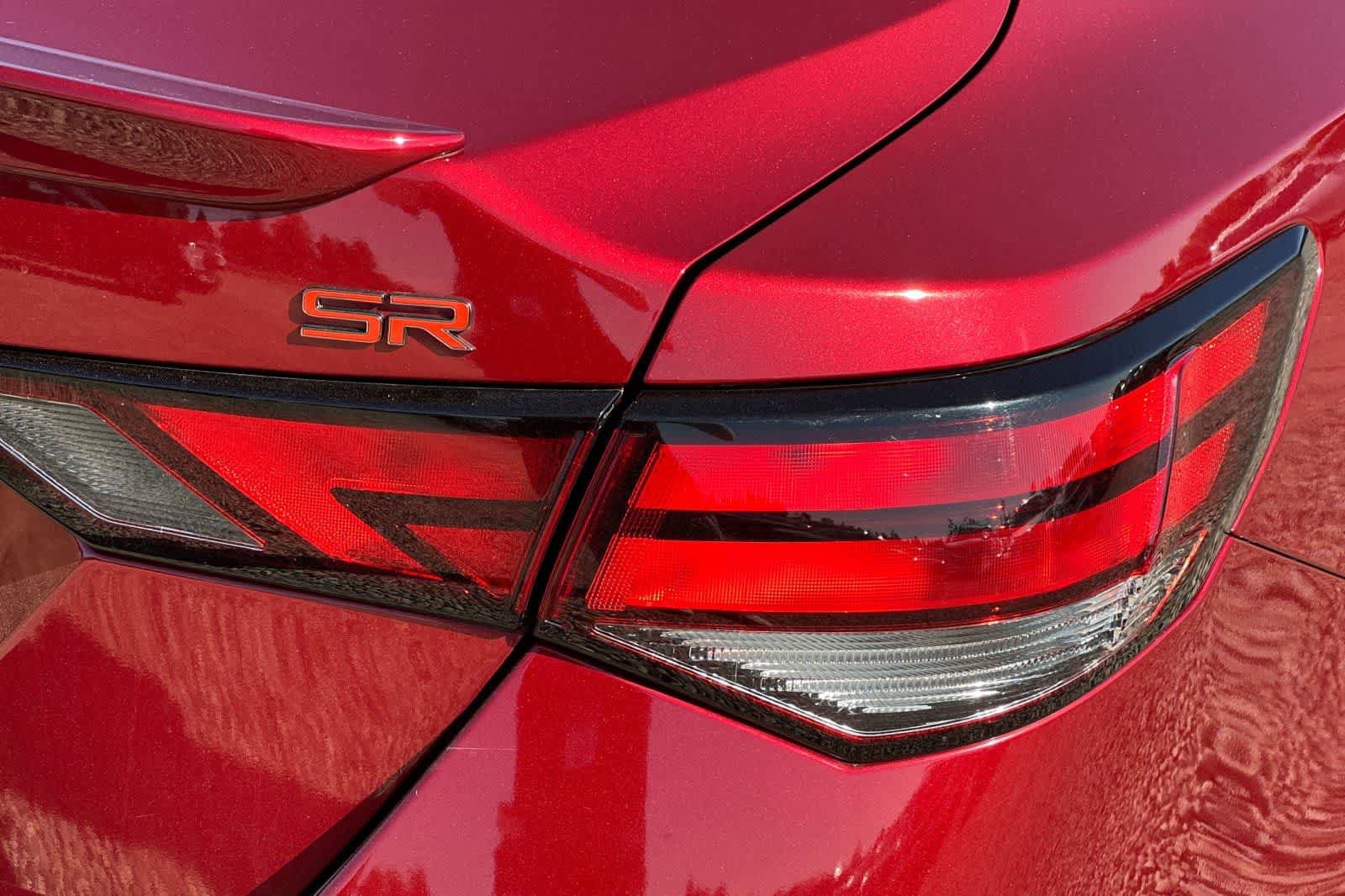 Certified 2024 Nissan Sentra SR FWD image 33