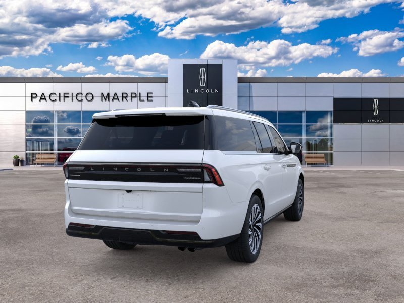 New 2026 Lincoln Navigator L Black Label AWD/4WD image 8