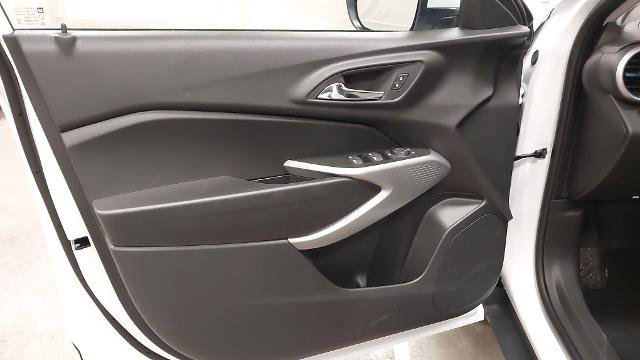 New 2026 Chevrolet Trax LS w/ LS Convenience Package image 24