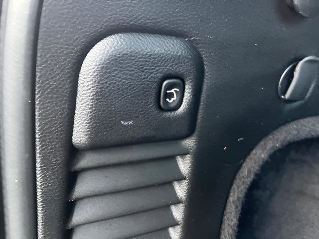 Used 2020 Jeep Grand Cherokee Altitude image 39