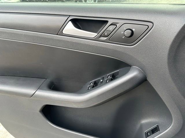 Used 2012 Volkswagen Jetta SE image 10