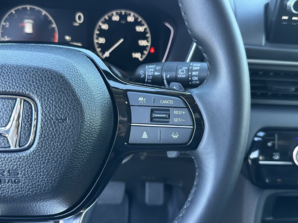 Used 2025 Honda Pilot Touring image 36