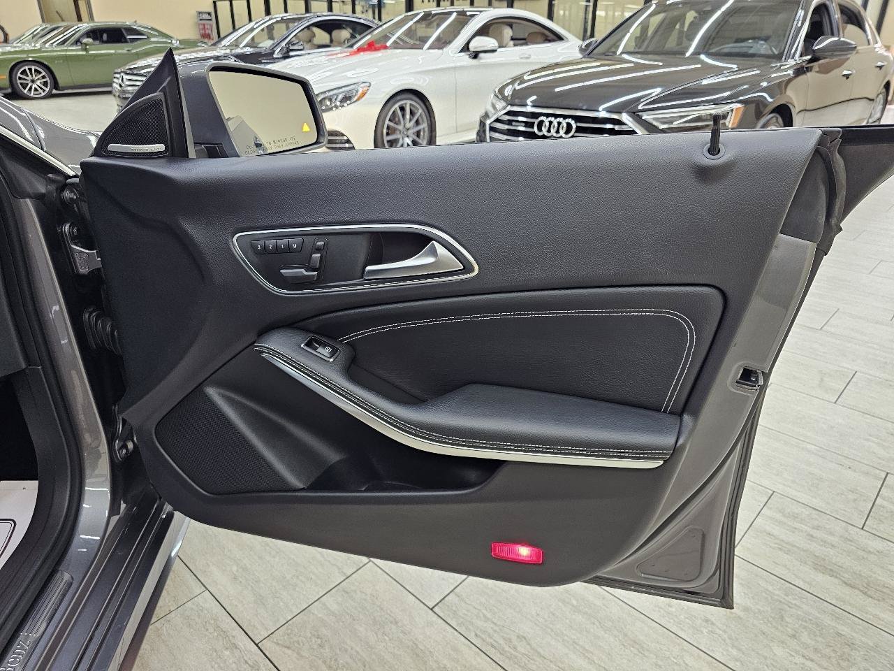 Used 2014 Mercedes-Benz CLA 250 w/ Multimedia Package image 36