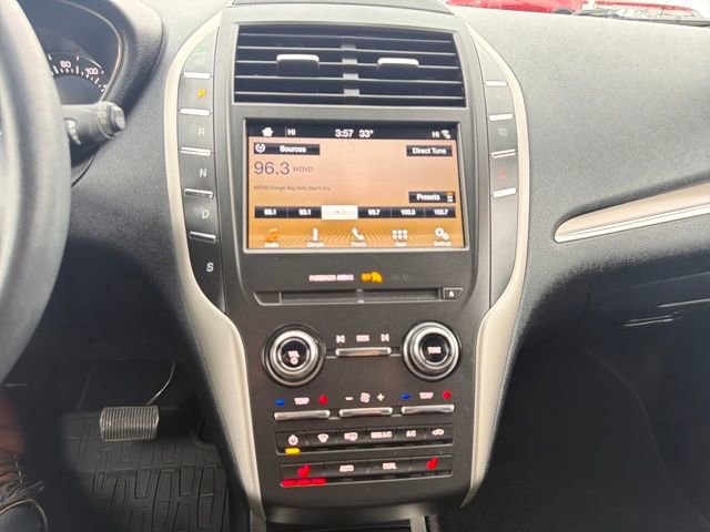 Used 2017 Lincoln MKC Premiere image 20