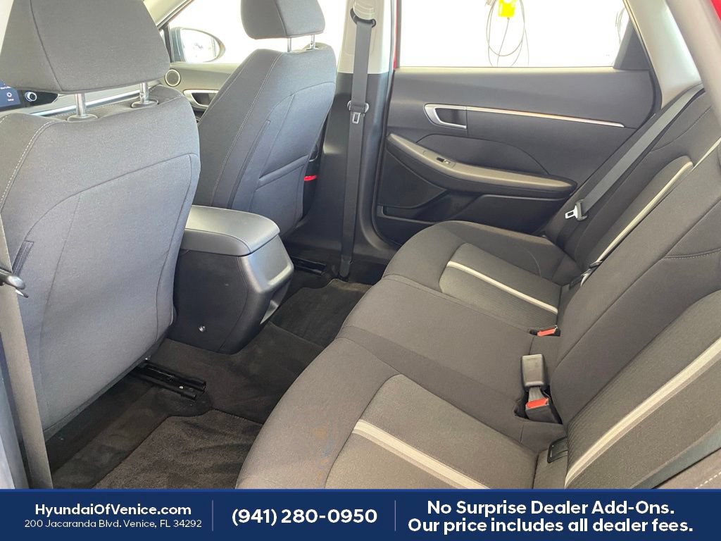 Certified 2023 Hyundai Sonata SE w/ Cargo Package FWD image 31
