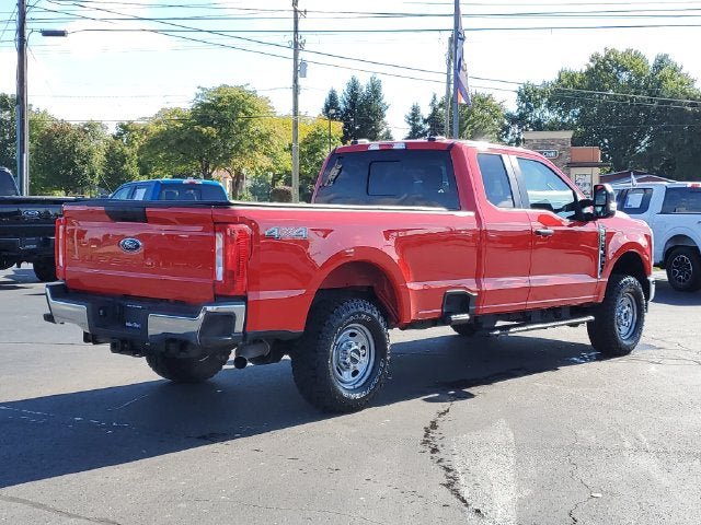 Certified 2024 Ford F250 XL w/ XL Off-Road Package AWD/4WD image 4