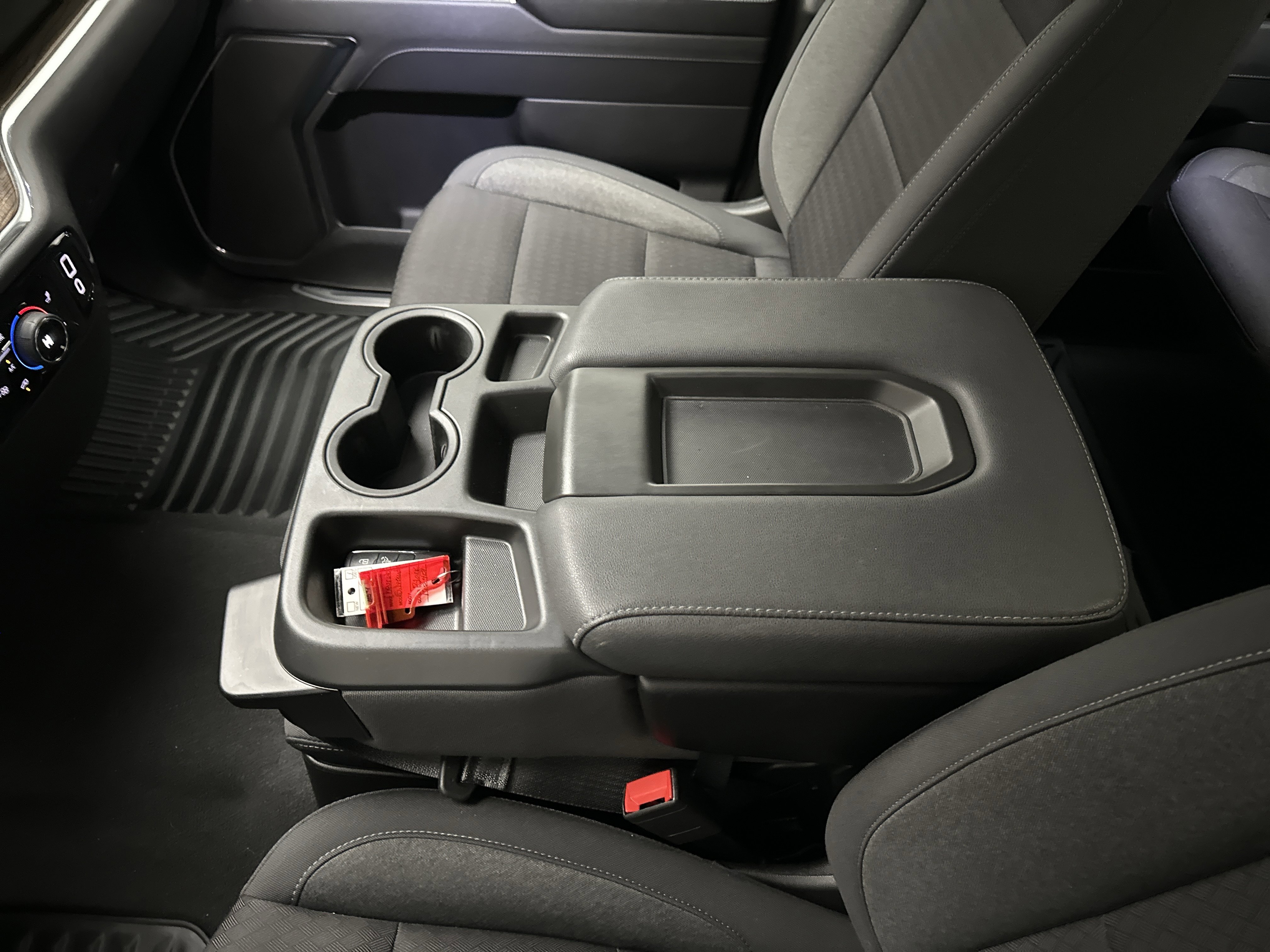 Used 2024 Chevrolet Silverado 1500 LT w/ Z71 Off-Road Package image 36