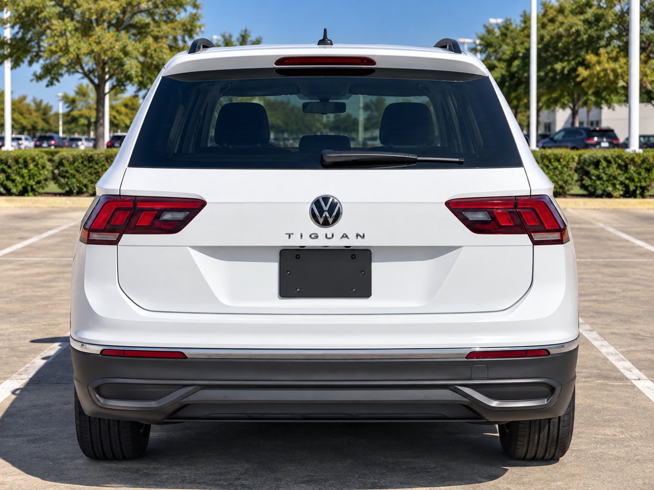 Used 2023 Volkswagen Tiguan S FWD image 7