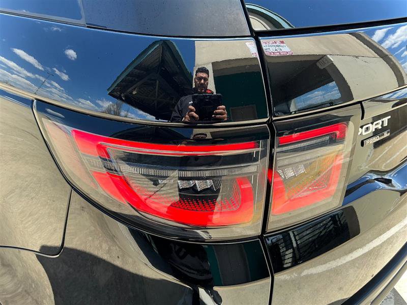 Used 2020 Land Rover Discovery Sport S image 19
