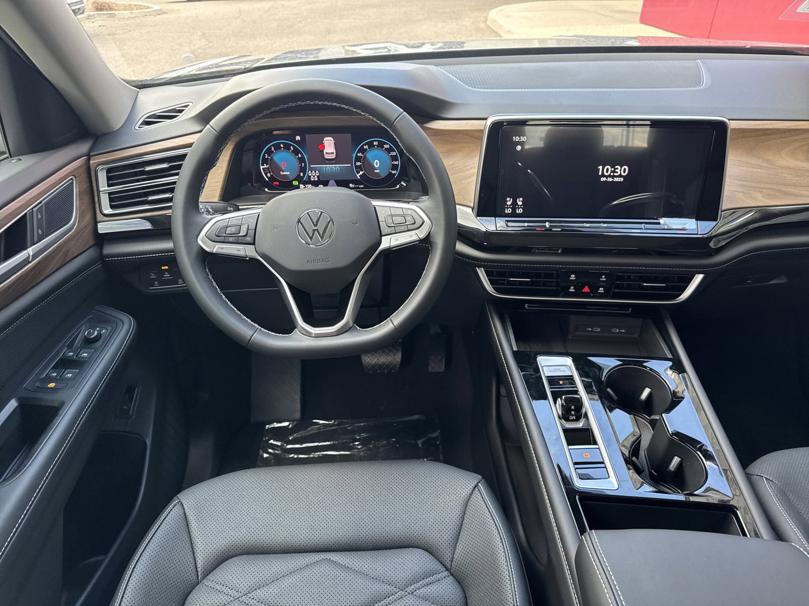 New 2026 Volkswagen Atlas SE image 23