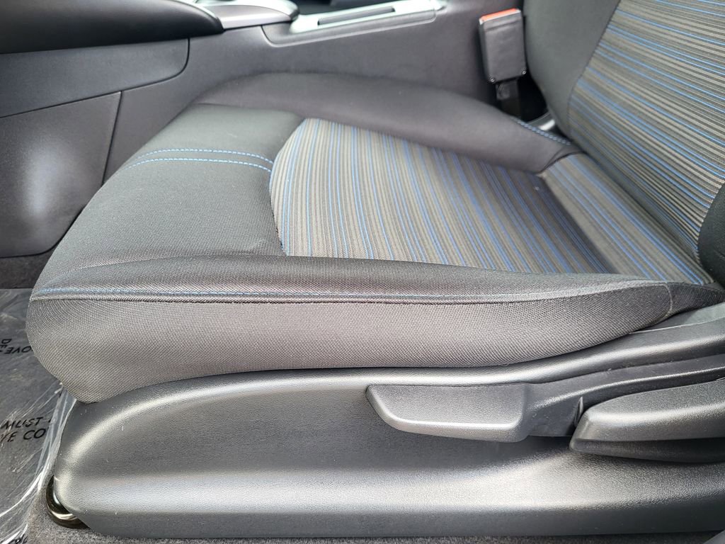 Used 2024 Nissan Leaf S image 15