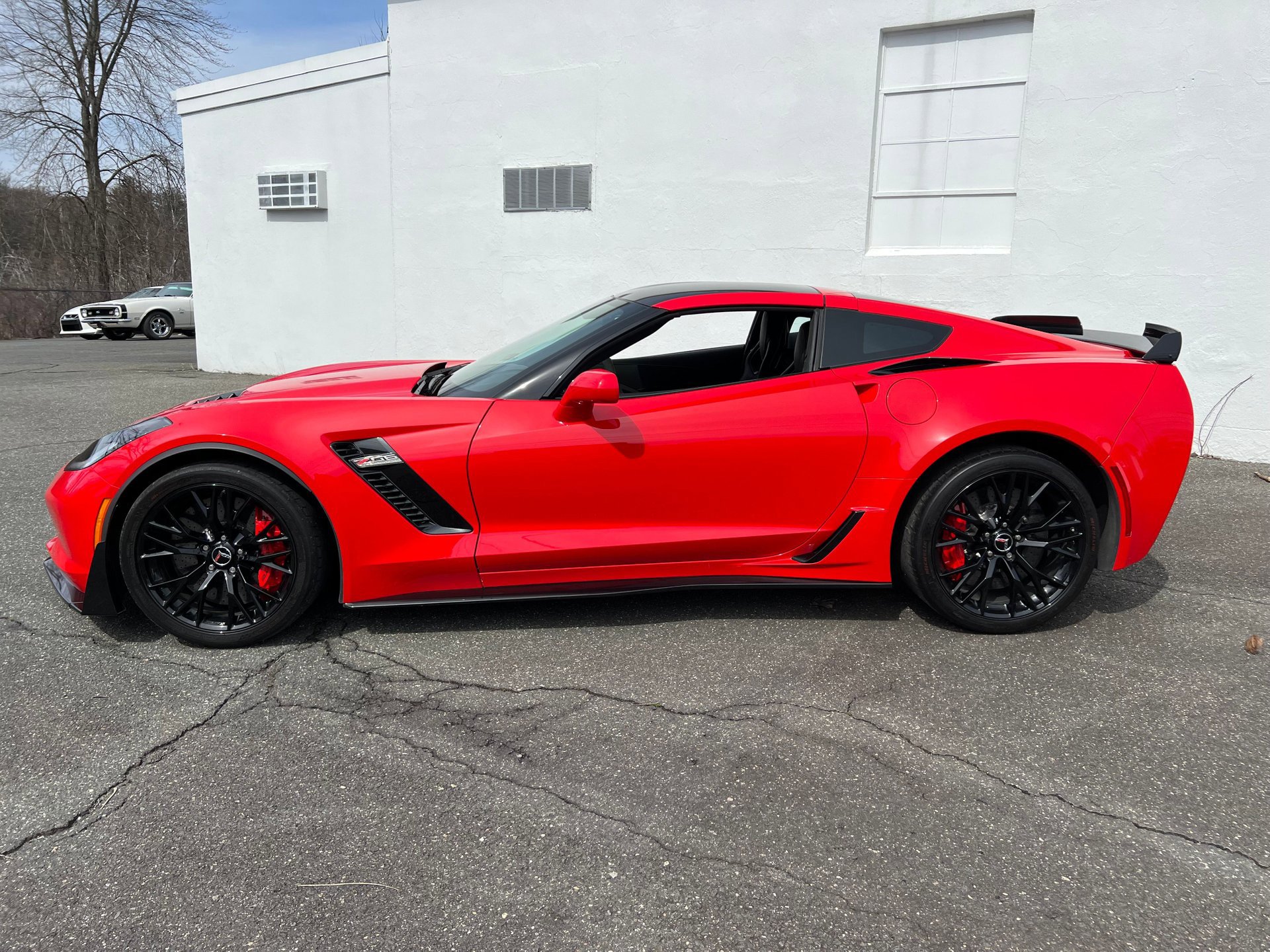 Used 2015 Chevrolet Corvette Z06 w/ 3LZ Preferred Equipment Group image 28