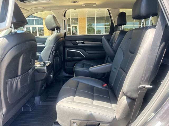 Used 2022 Kia Telluride EX w/ EX Premium Package FWD image 20