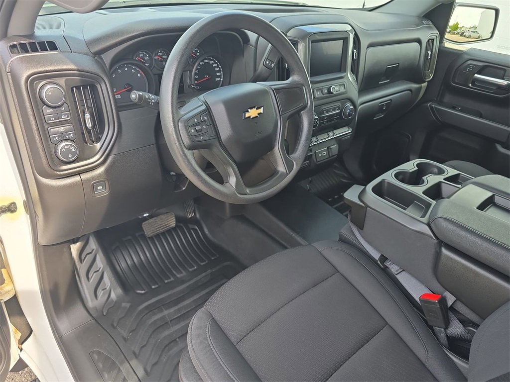 Used 2024 Chevrolet Silverado 1500 W/T image 10