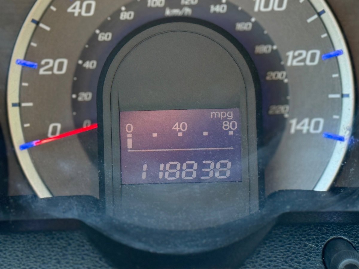 Used 2010 Honda Fit Sport image 27