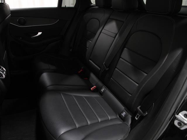 Used 2022 Mercedes-Benz GLC 300 4MATIC image 18