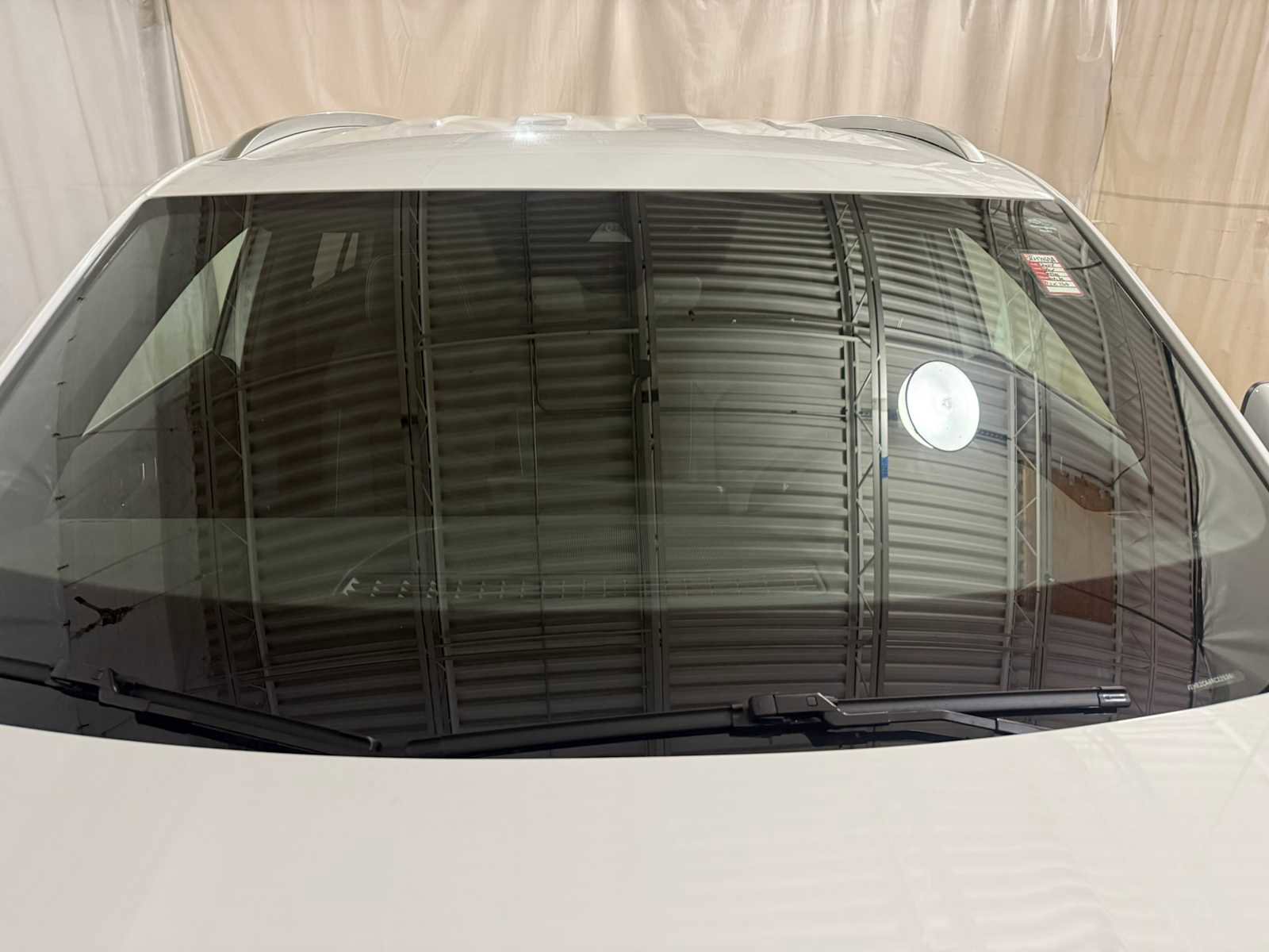 Certified 2024 Volkswagen Atlas Cross Sport SE image 14