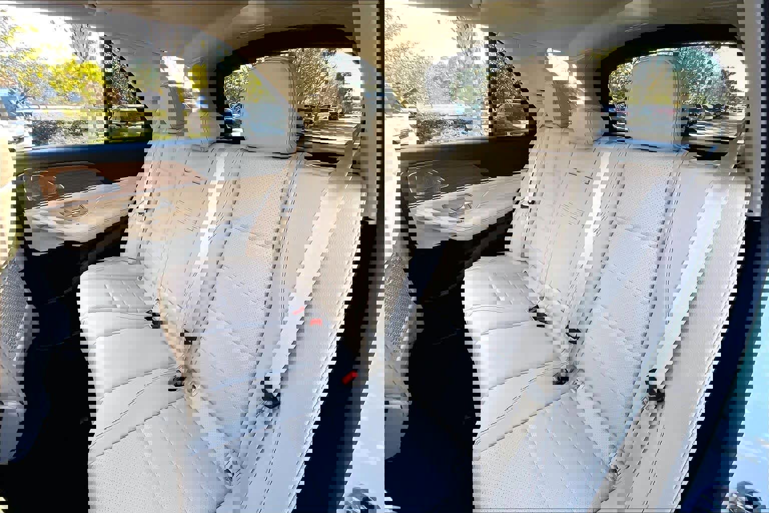 Used 2024 Mercedes-Benz GLE 450 4MATIC image 38