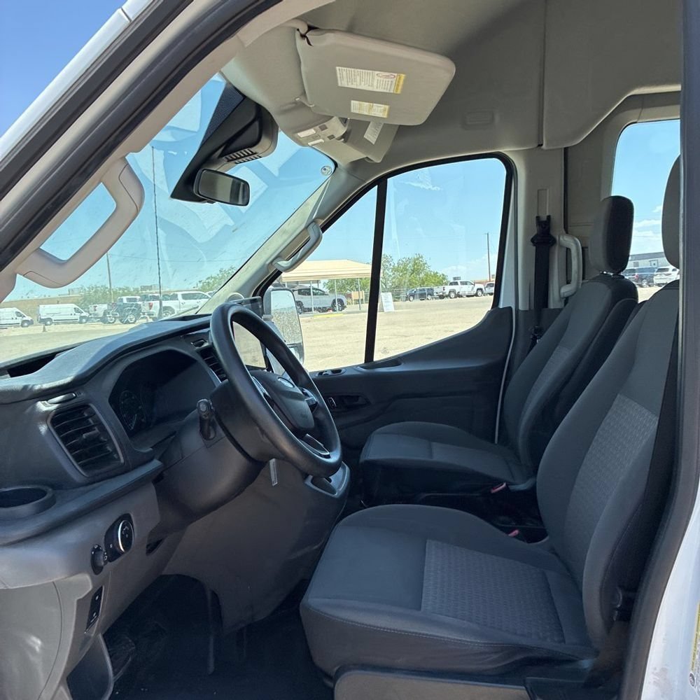 Used 2023 Ford Transit 350 XLT RWD image 5
