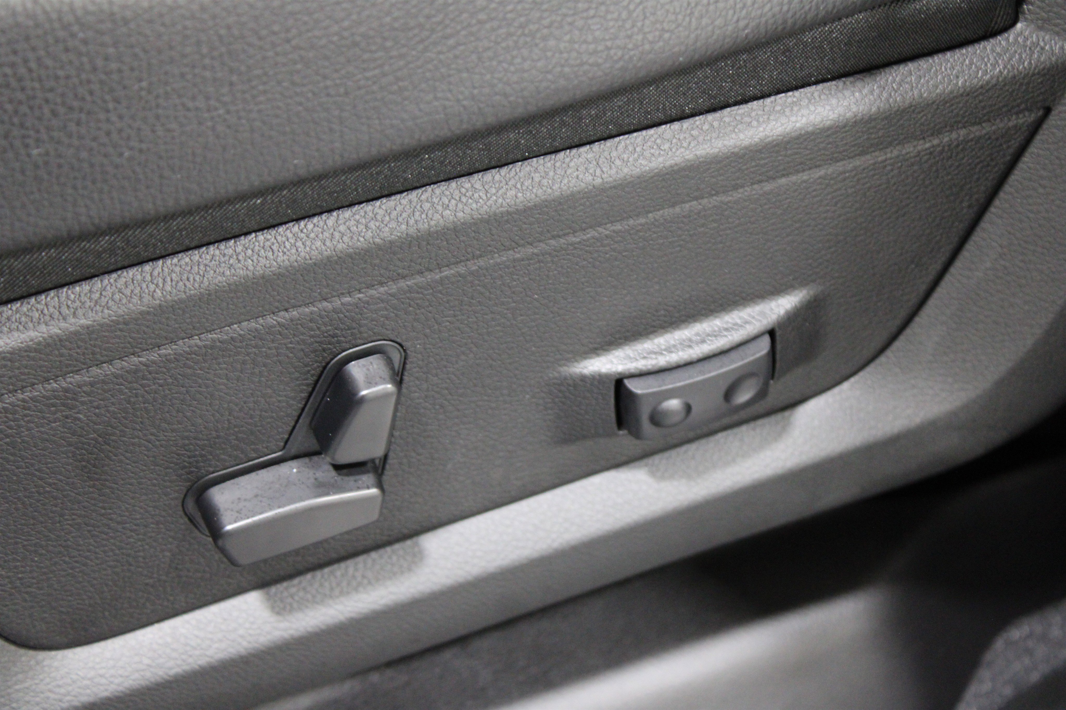 Used 2025 RAM 2500 Laramie image 6