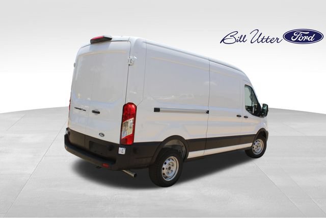 New 2026 Ford Transit 250 148 Medium Roof w/ Load Area Protection Package RWD image 3