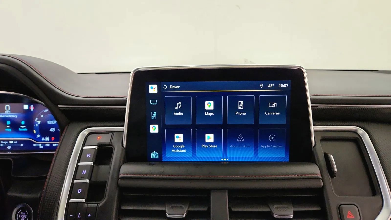 Used 2022 Chevrolet Suburban RST w/ Sport Performance Package image 25