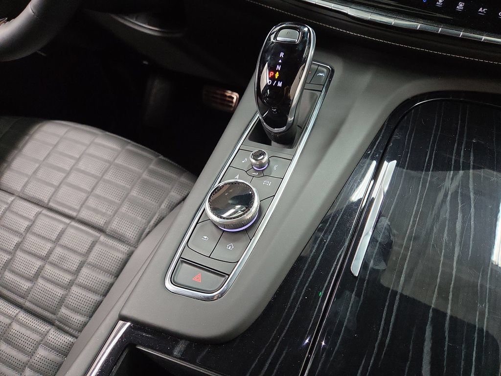 Used 2024 Cadillac Escalade V w/ LPO, ONYX Package AWD/4WD image 20
