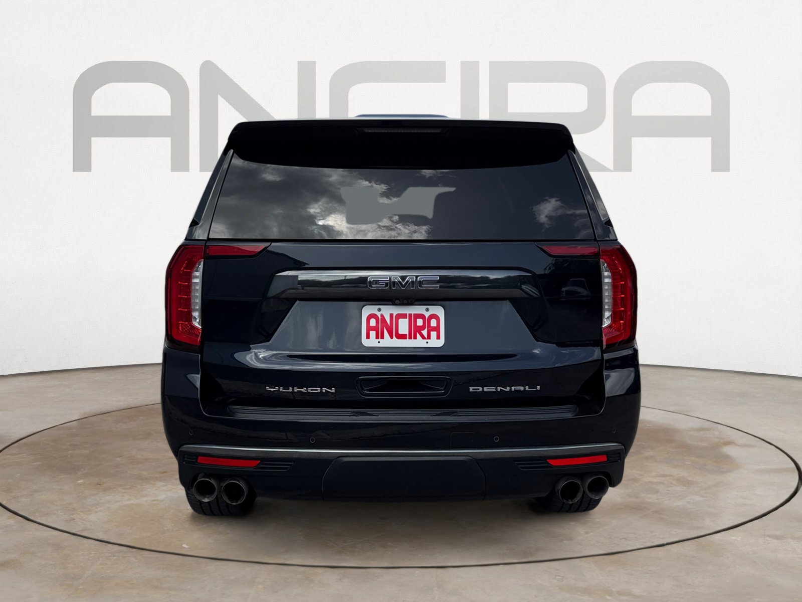 Used 2023 GMC Yukon XL Denali Ultimate AWD/4WD image 9