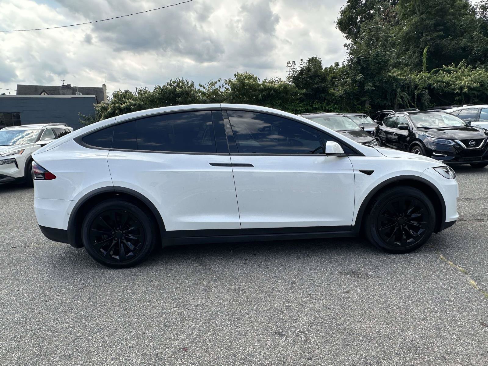 Used 2019 Tesla Model X Long Range AWD/4WD image 2
