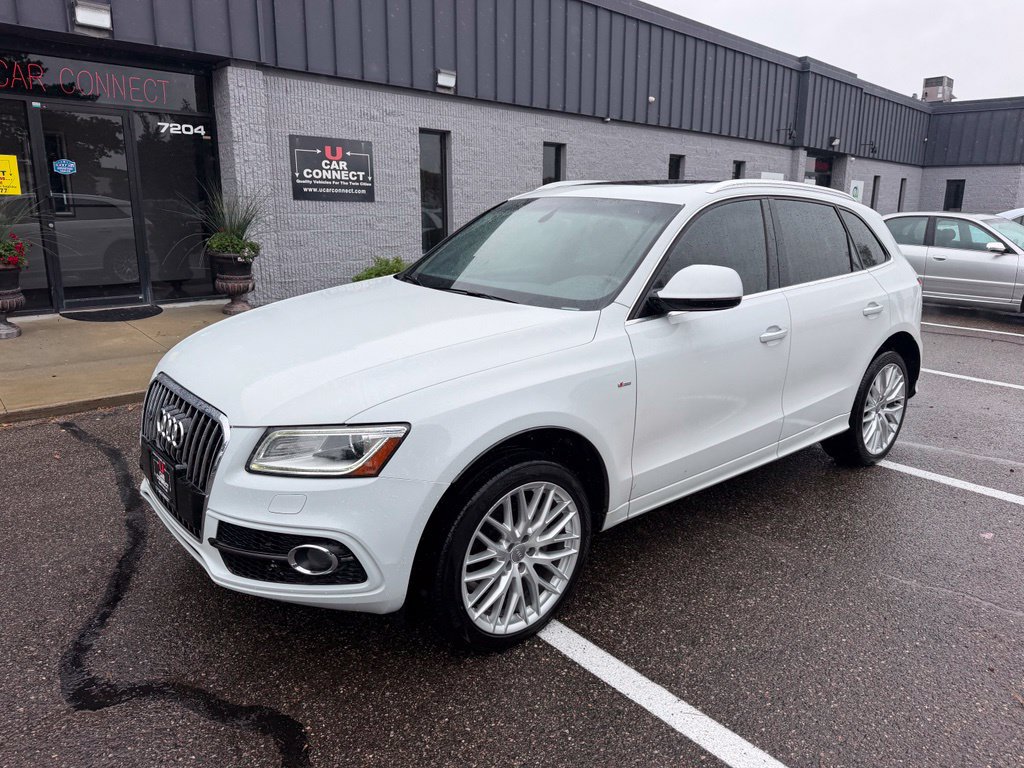 Used 2017 Audi Q5 2.0T Premium Plus w/ Technology Package AWD/4WD image 2