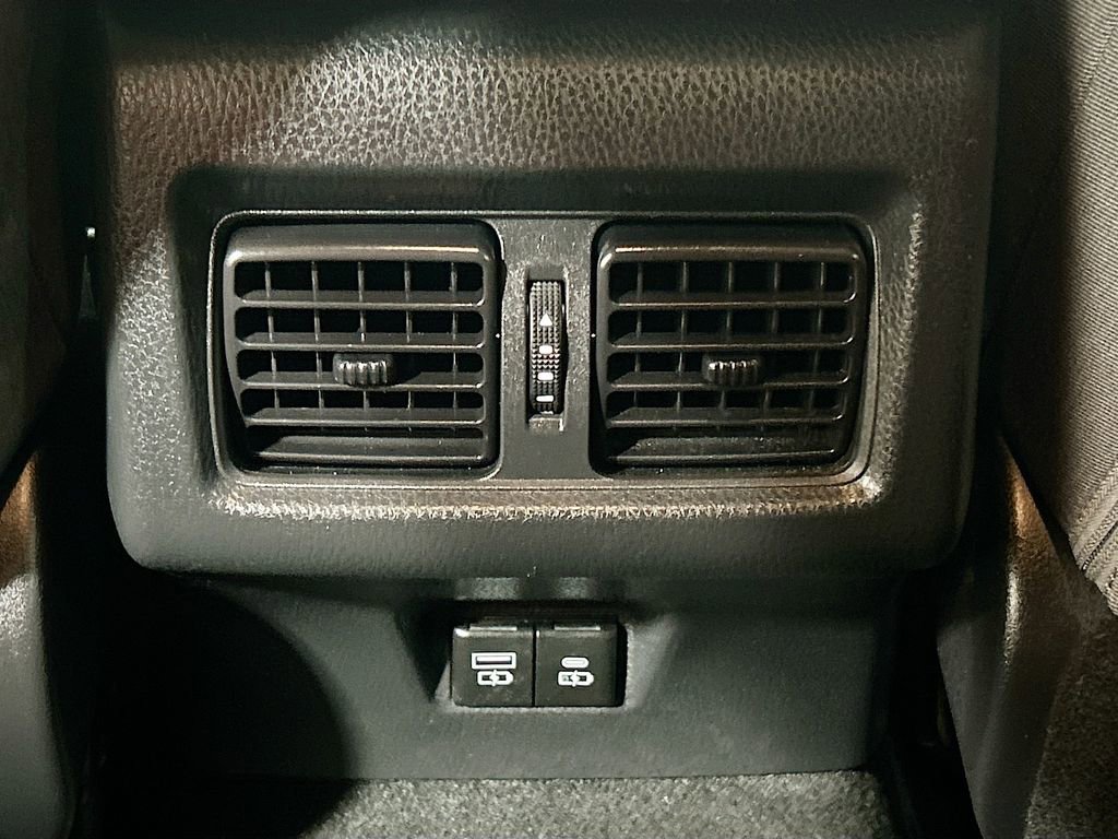 Used 2025 Toyota Camry LE w/ Convenience Package FWD image 21