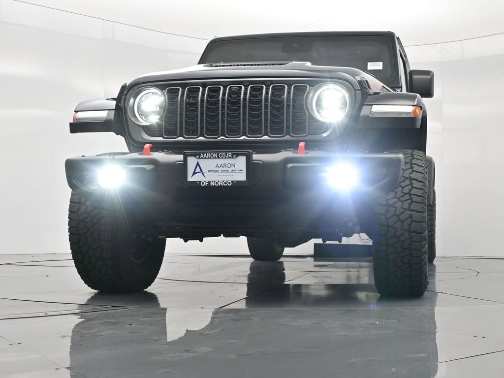 New 2025 Jeep Gladiator Mojave image 31