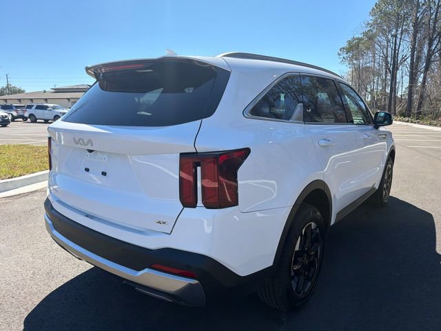 Used 2024 Kia Sorento S image 13