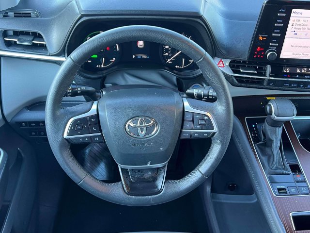 Certified 2024 Toyota Sienna XLE w/ XLE Plus Package AWD/4WD image 18