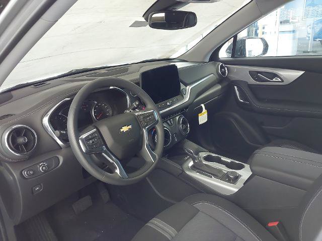 New 2026 Chevrolet Blazer LT w/ Convenience Package FWD image 17