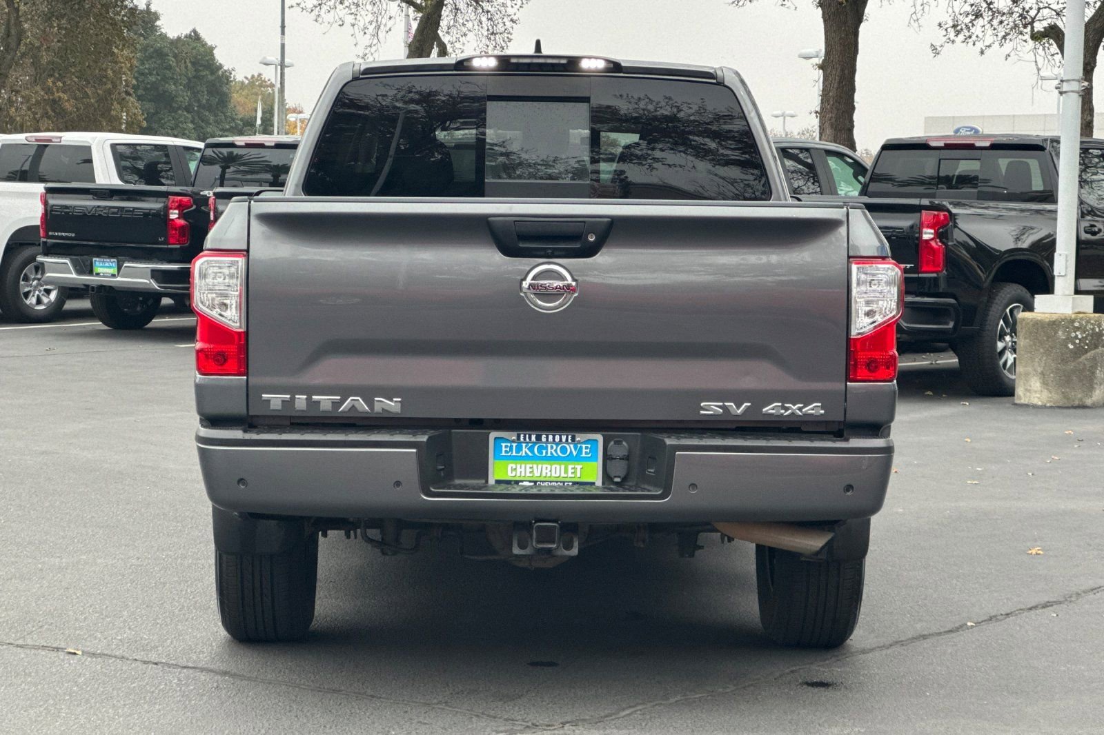 Used 2022 Nissan Titan SV w/ Accessory Utility Package image 4