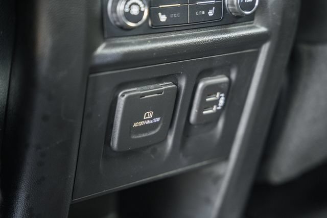 Used 2020 Chevrolet Traverse Premier w/ Redline Edition FWD image 34