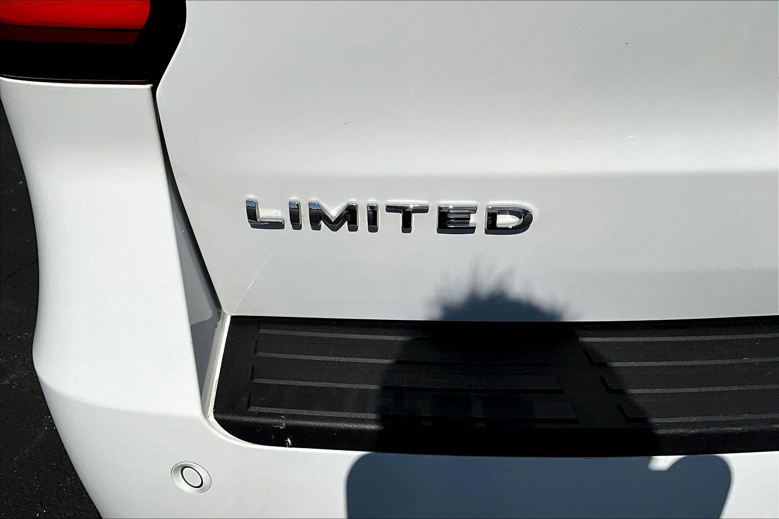 Used 2023 Ford Expedition Limited image 24