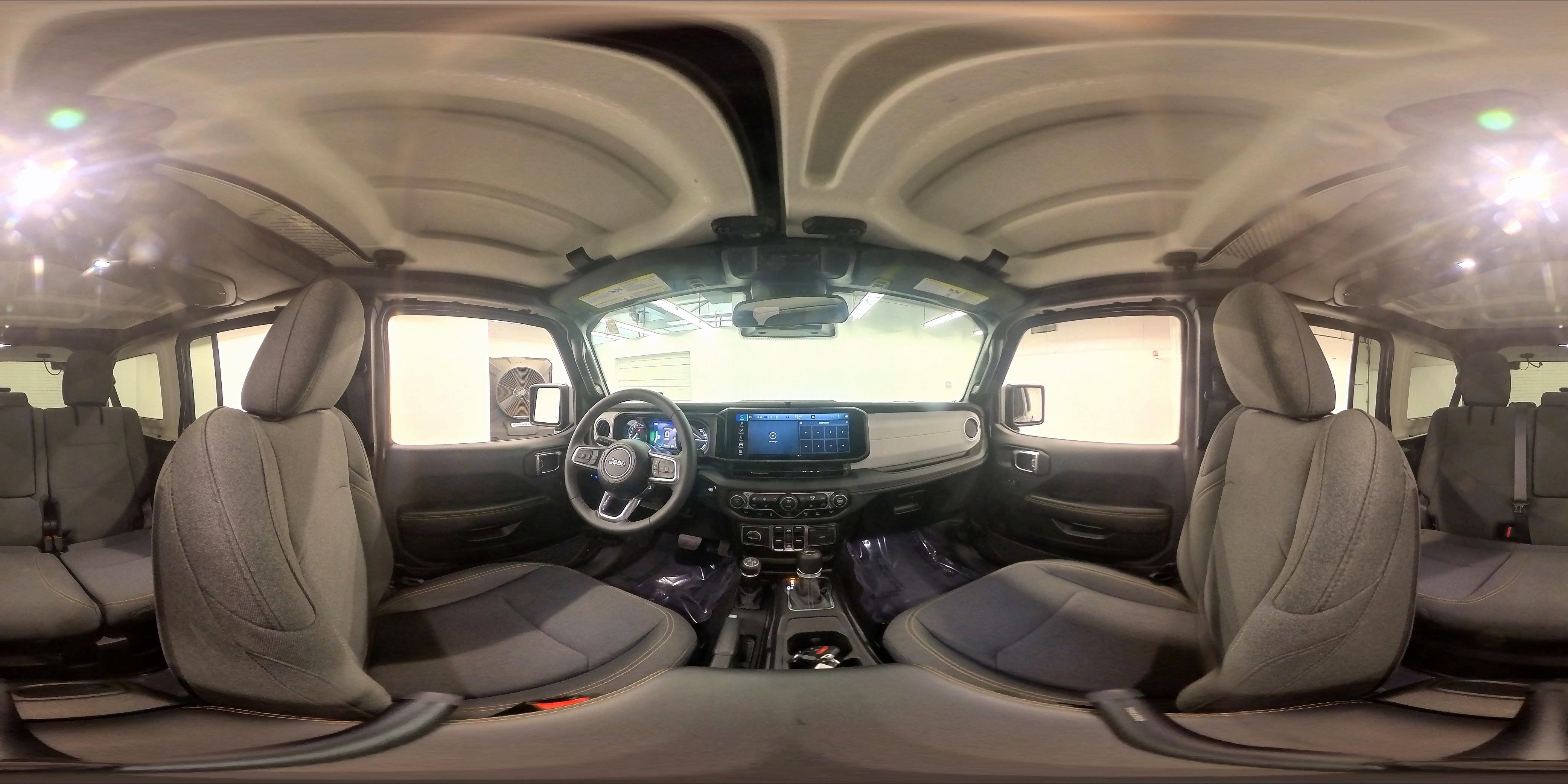 Used 2025 Jeep Wrangler Unlimited Sahara w/ Safety Group AWD/4WD image 39