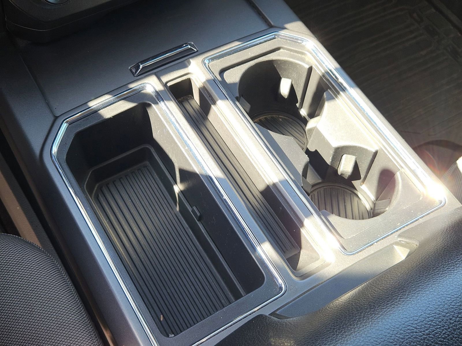 Certified 2020 Ford F150 XLT w/ Equipment Group 302A Luxury image 17