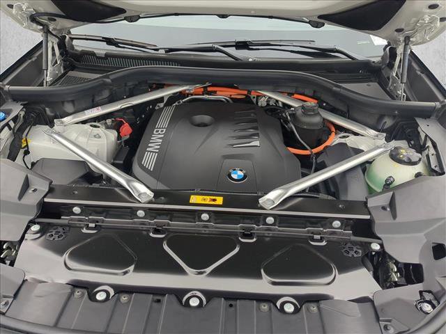 New 2026 BMW X5 xDrive50e image 17