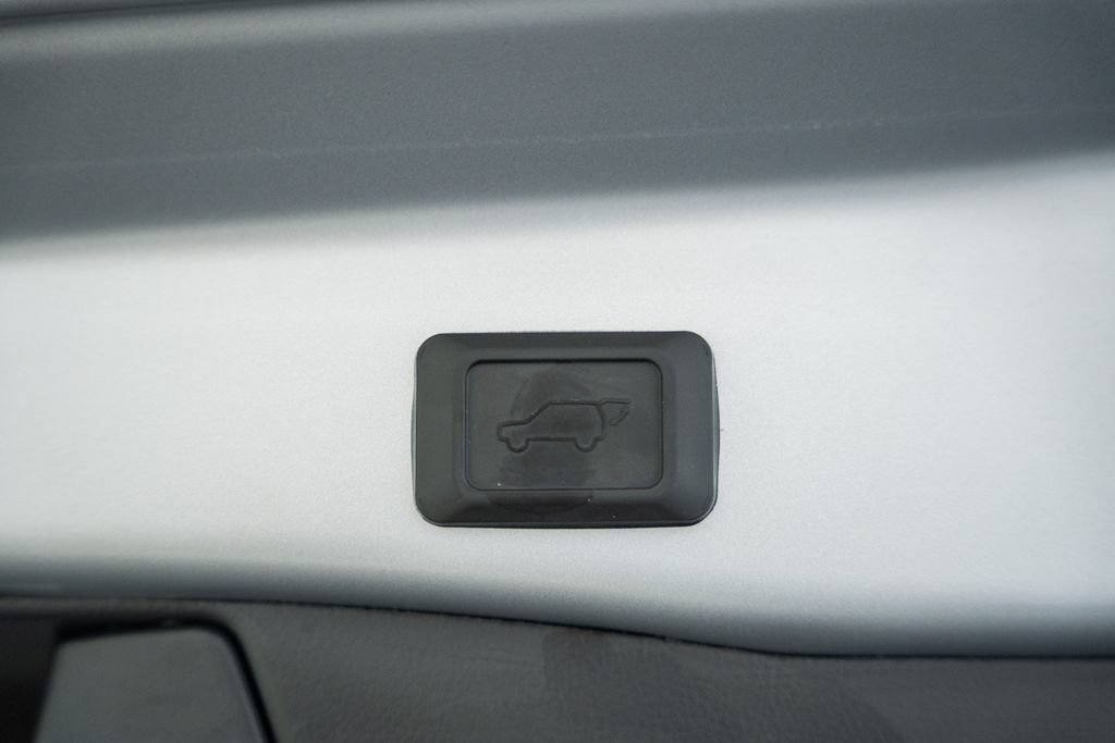 Used 2024 Toyota RAV4 XLE Premium w/ Weather Package AWD/4WD image 10
