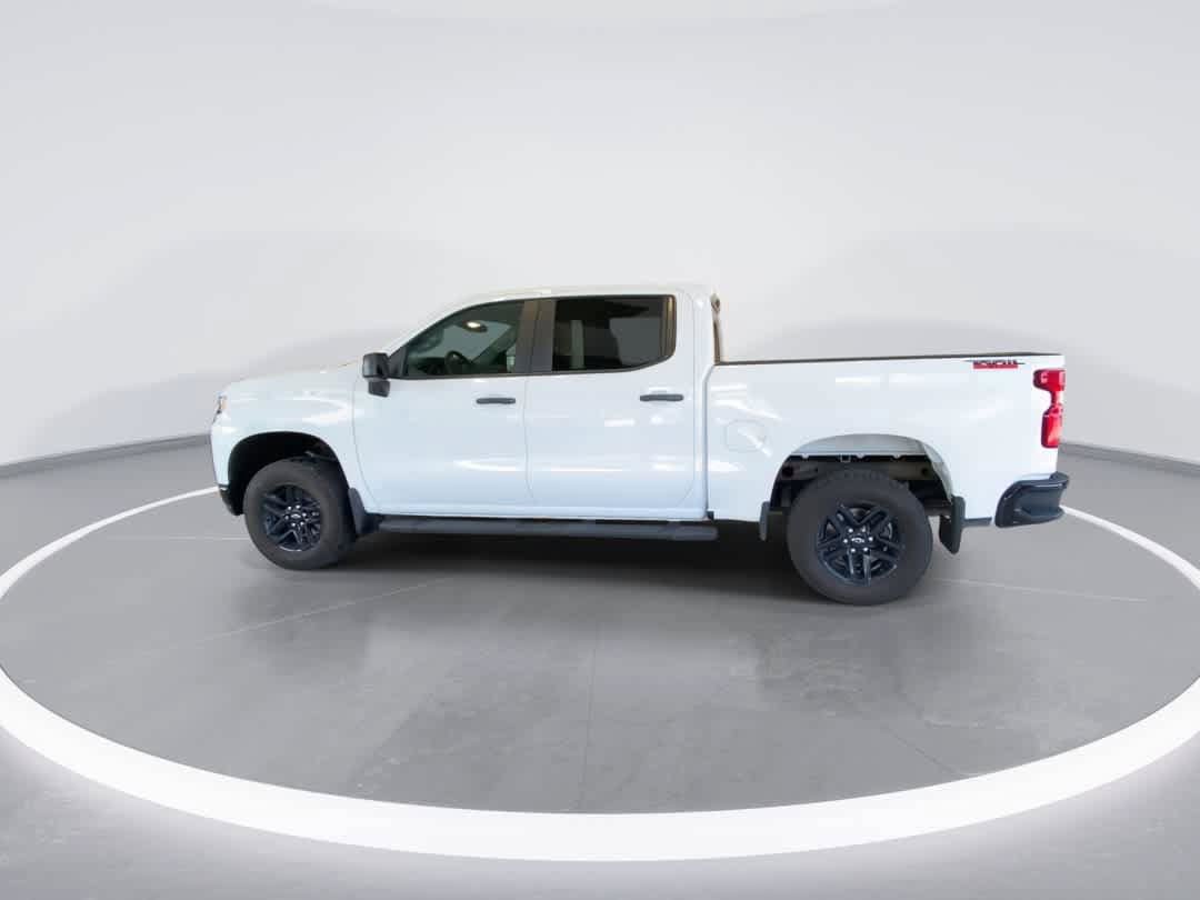 Used 2019 Chevrolet Silverado 1500 Custom Trail Boss w/ Custom Convenience Package AWD/4WD image 5