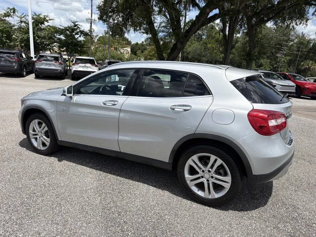 Used 2017 Mercedes-Benz GLA 250 4MATIC image 4