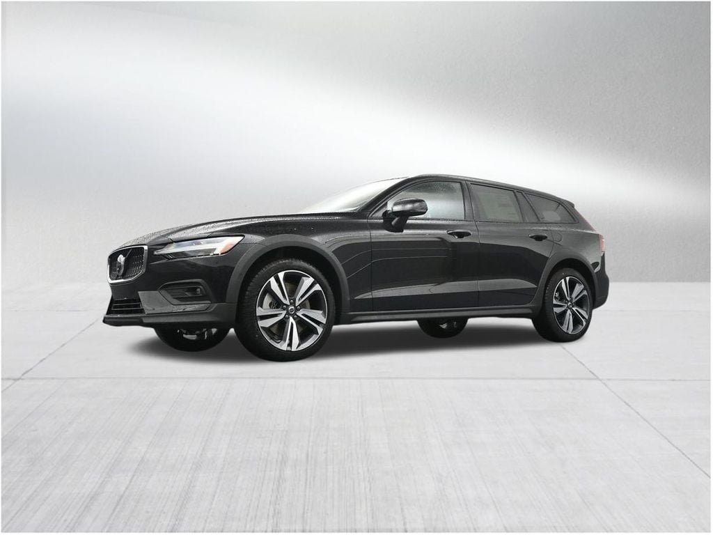 New 2026 Volvo V60 B5 Cross Country Plus AWD/4WD image 21