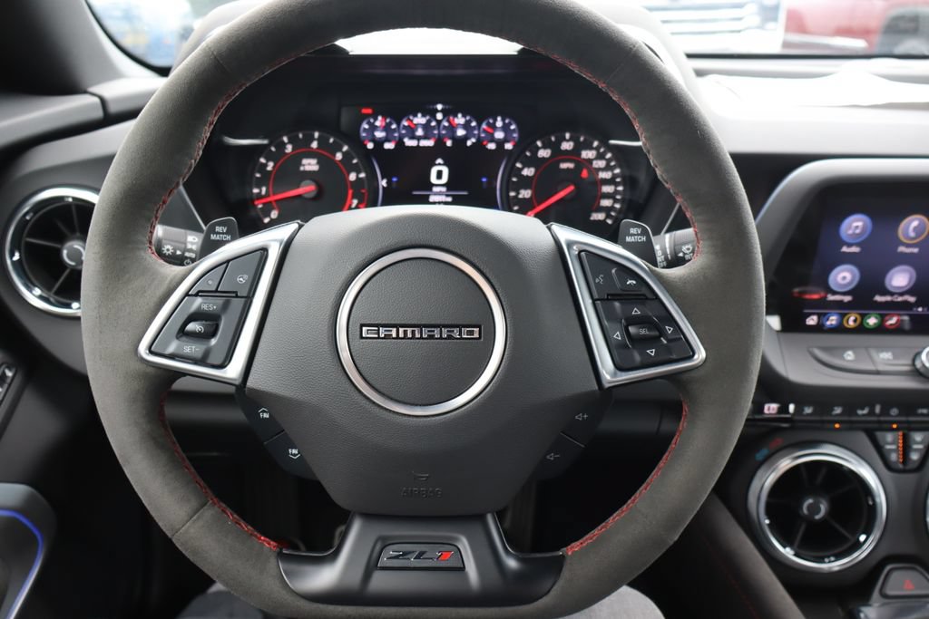 Used 2022 Chevrolet Camaro ZL1 RWD image 7
