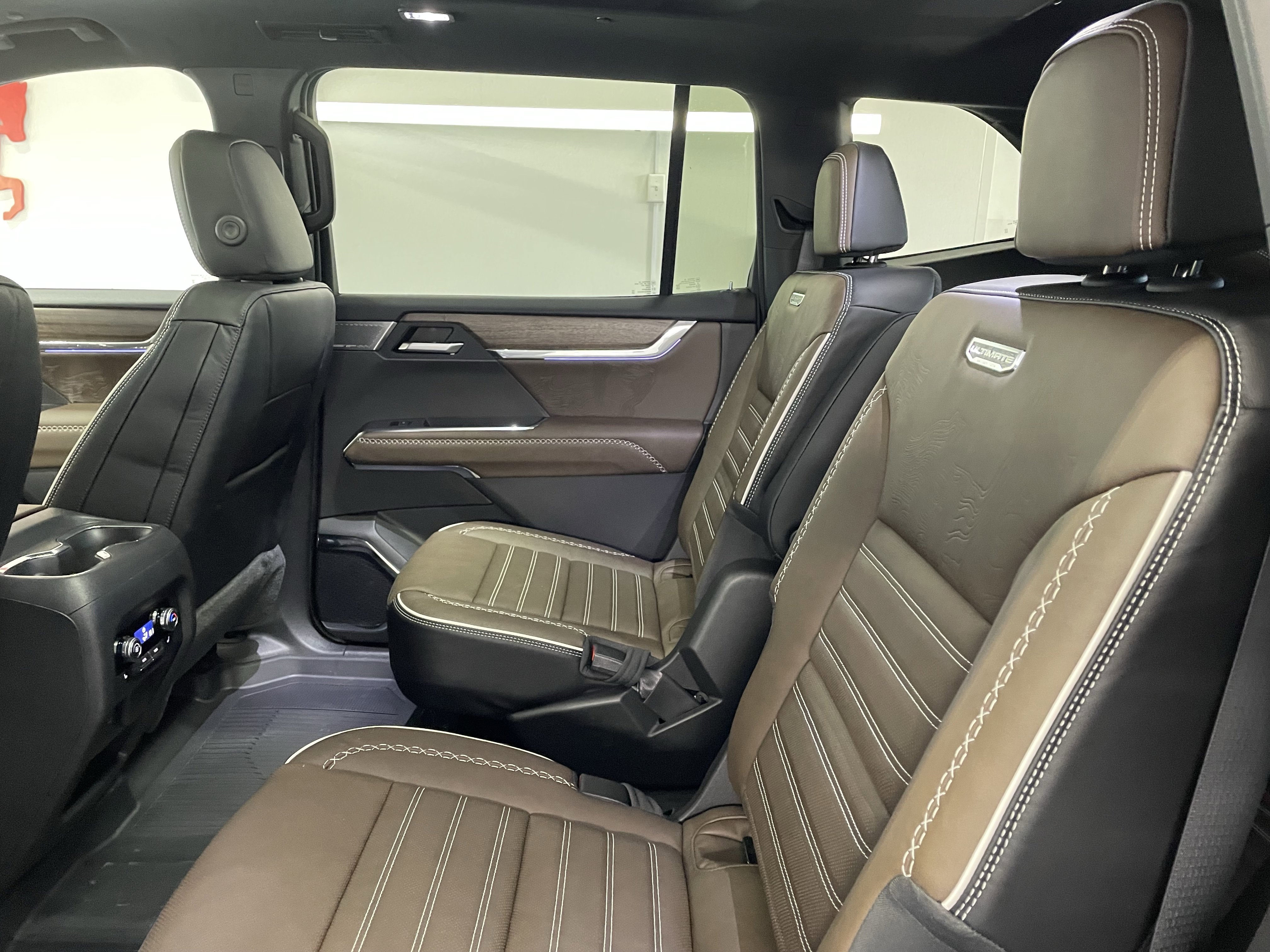 New 2026 GMC Acadia Denali Ultimate w/ LPO, Floor Liner Package image 13